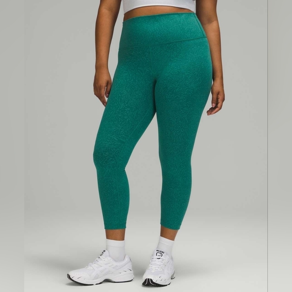 Lululemon Wunder Train High-Rise Crop 23"